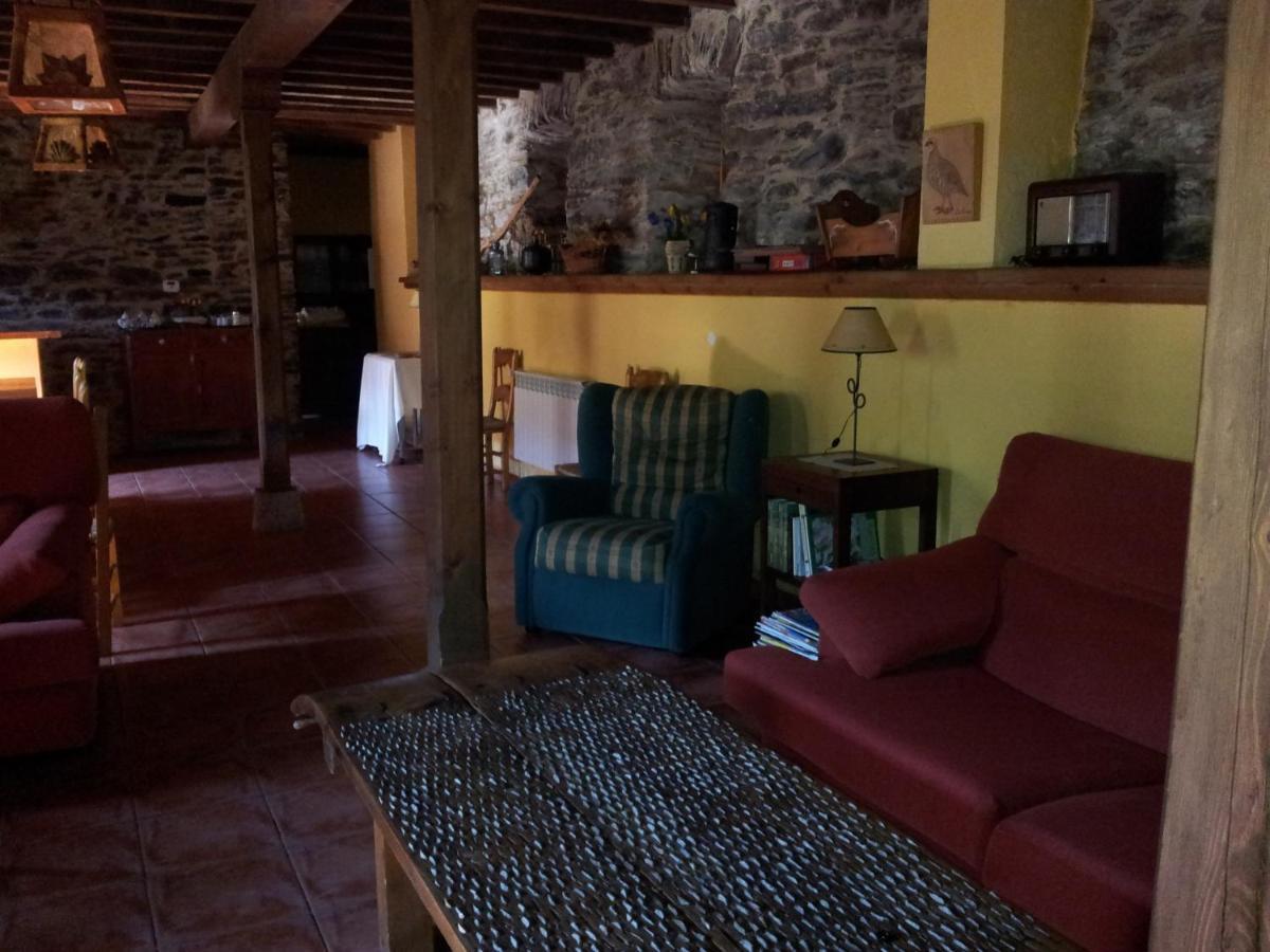 Hotel Rural El Urogallo Murias de Paredes Extérieur photo