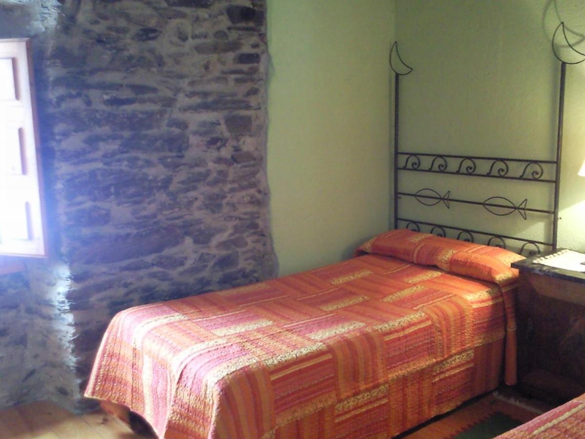 Hotel Rural El Urogallo Murias de Paredes Chambre photo