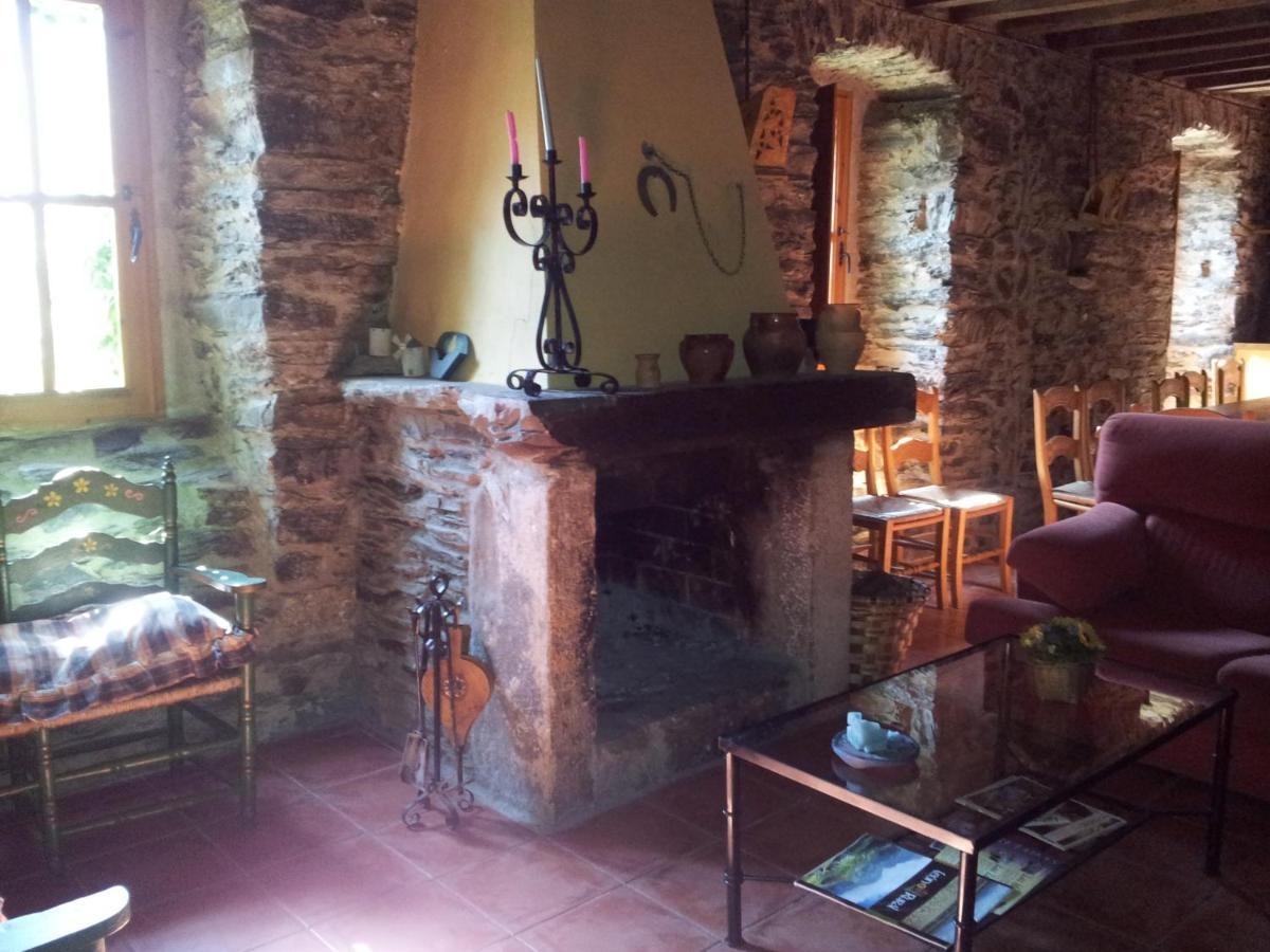 Hotel Rural El Urogallo Murias de Paredes Extérieur photo