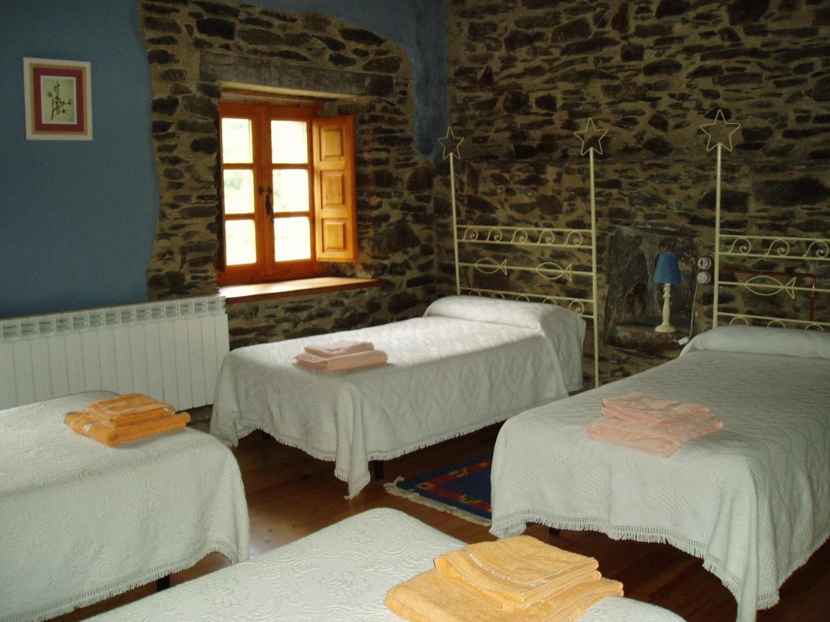 Hotel Rural El Urogallo Murias de Paredes Chambre photo