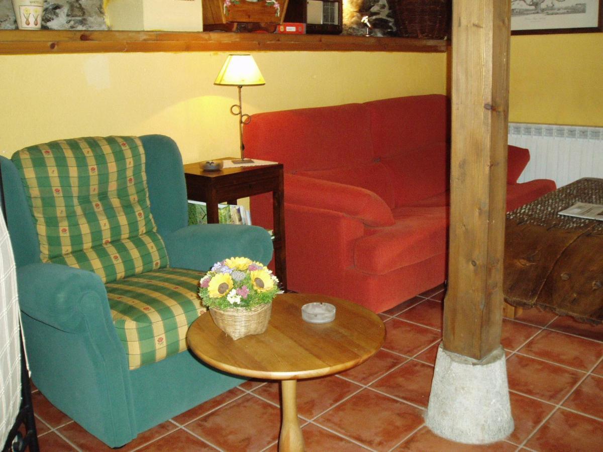 Hotel Rural El Urogallo Murias de Paredes Extérieur photo