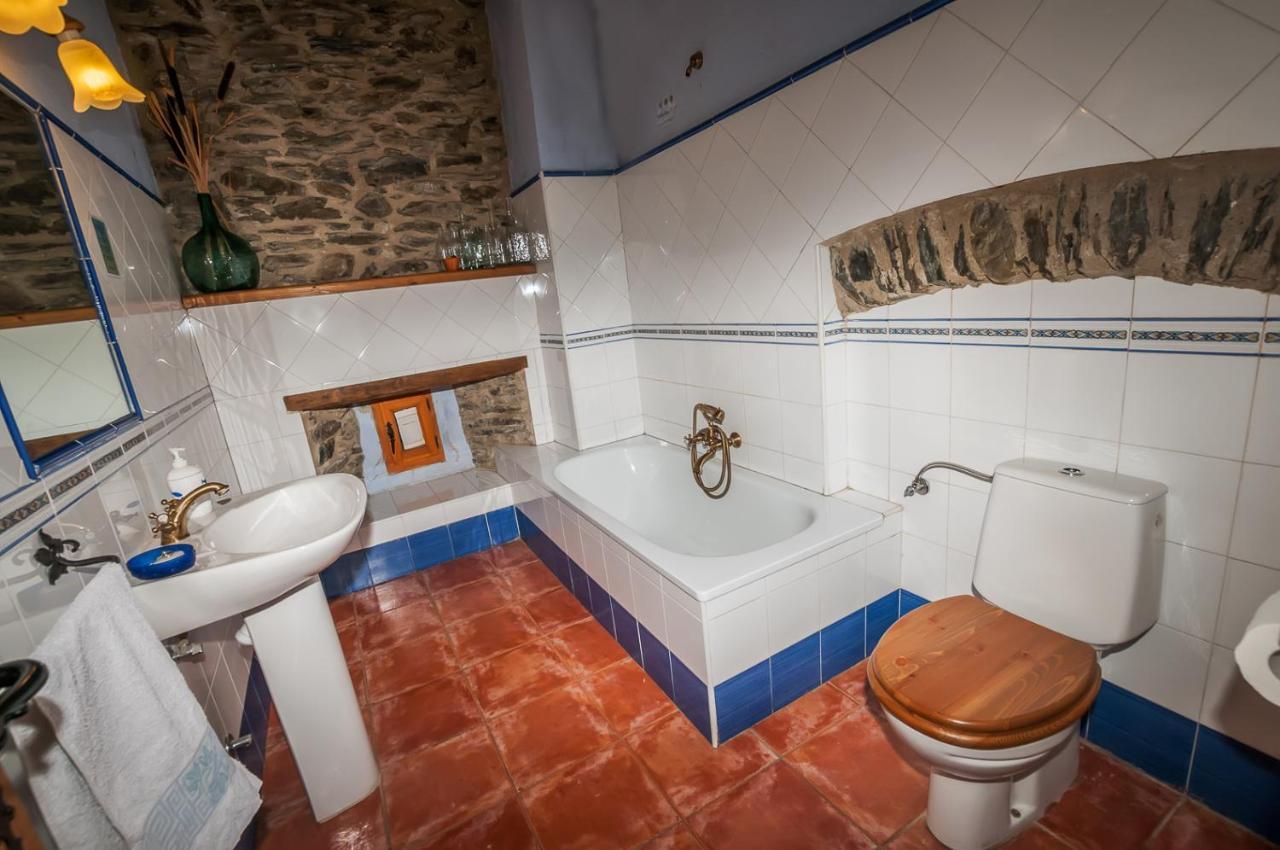 Hotel Rural El Urogallo Murias de Paredes Extérieur photo